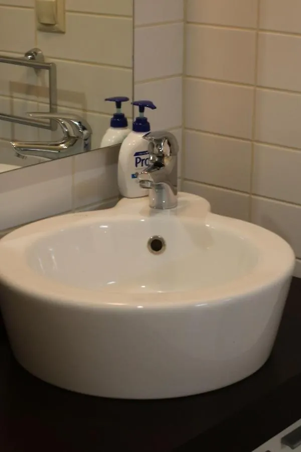 Emerald Apartment 布加勒斯特