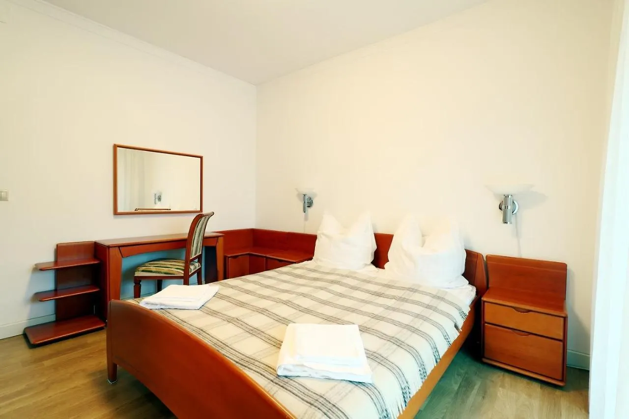 Emerald Apartment Бухарест